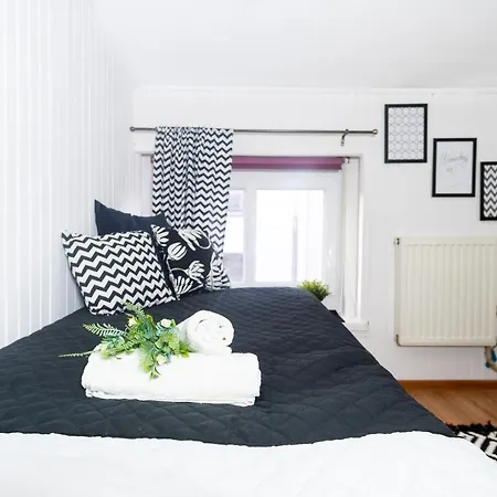 Cosy & Comfy - Old Town Apartment
