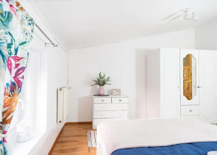 Cosy & Comfy - Old Town Апартаменты